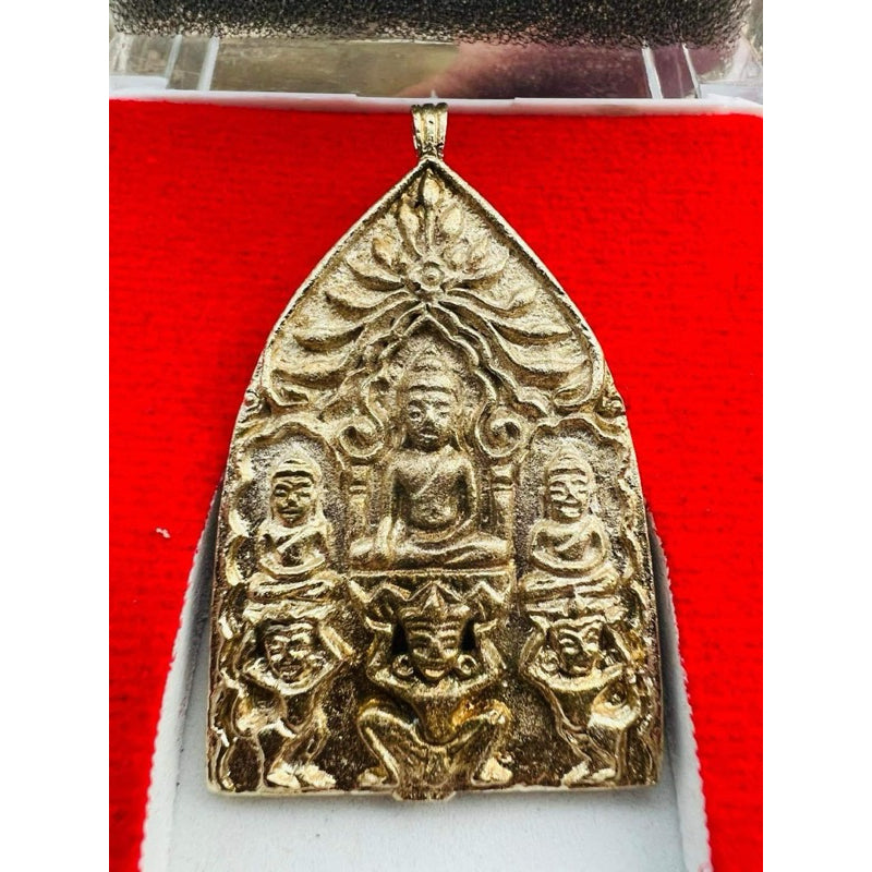 Millionaire's Amulet (Ancient cast coins of Buddhist art life-changing )is lucky victorious wins everything Worship and