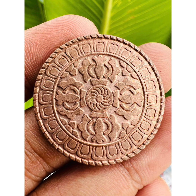 Let this powerful amulet change your fate for the better and bring luck and fortune into your life.