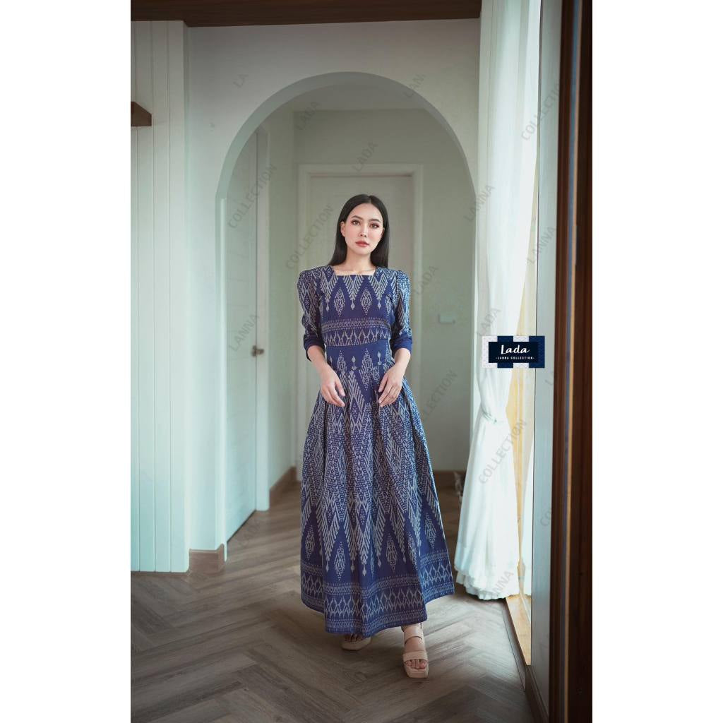 Beautiful women's dresses casual Thai dresses, premium products Set of square neck shirts with Mee pattern Printed cotton fabric