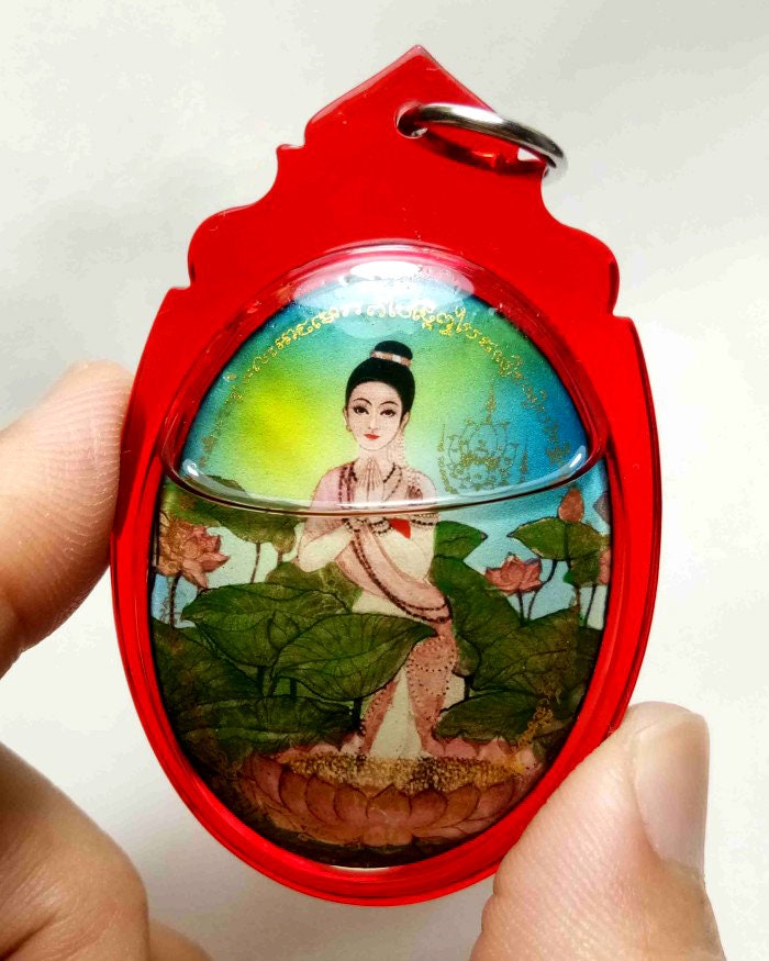 Magic Pendant Locket (Mae Bua Bang Bai ) Amulet powerful for increasing the passion and closeness in your relationship.