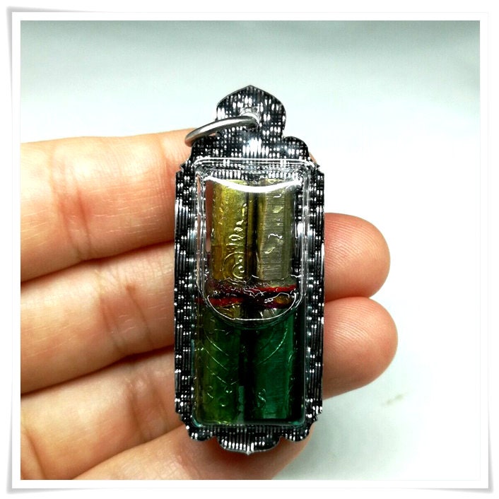 Magic Pendant (Takrut Koo Na Oak Dtak) The double Takrut within Charming Oil