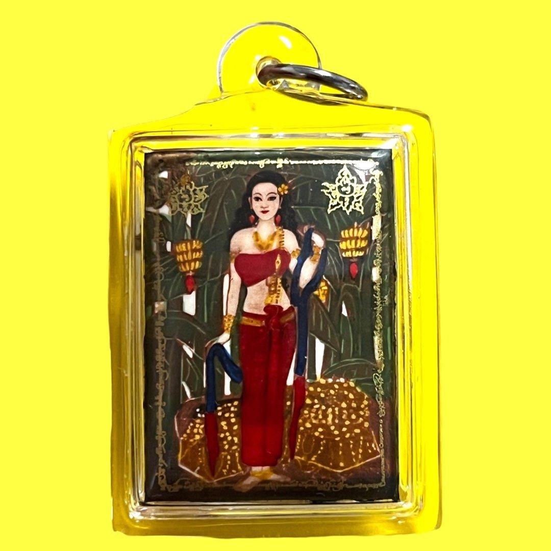 Magic Pendant Locket Mae Tanee : Nang Tani A wonderful and powerful item intended to Induce Improvements in your Professional Advancement.