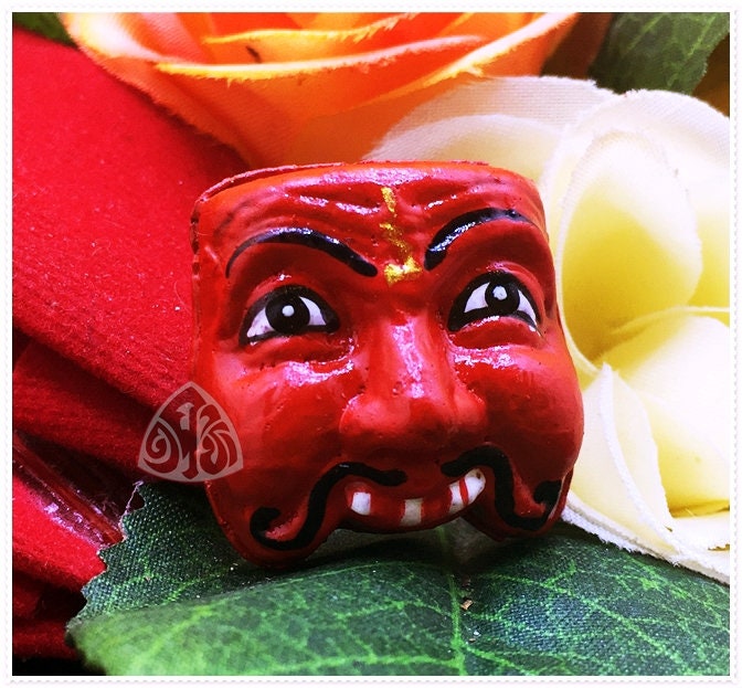 Powerful amulet (Pran Bun Riaksap Mask) Lucky Pendant Thai Amullet For Protection Attract Love Luck Sex and Wealth Richness By Ajarn Nophacha Srithongkong, size 2.5*2.5 cm.