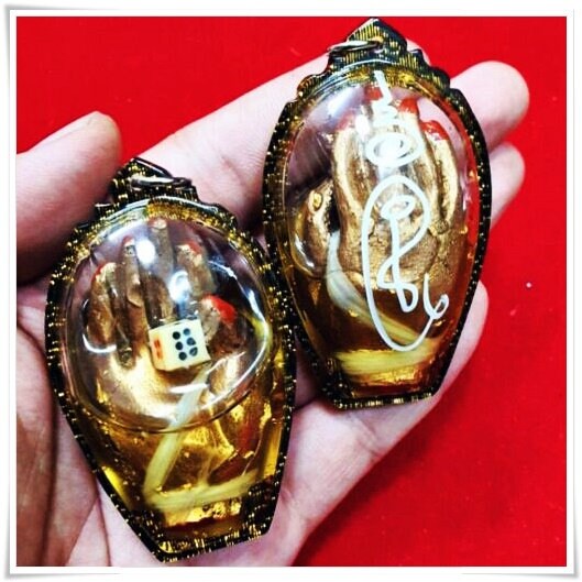 Gambling Amulet (Magic Mystery Special Hand Prai Hand Ghost Spirit powerful talisman)