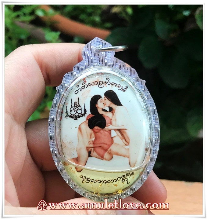 Lesbian Amulet Homosexual Pendant - Magic Talisman for Lesbian