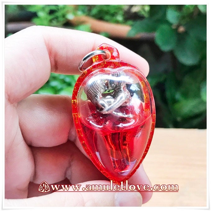 Lucky in Lover Magic Pendant Inn Koo Thai Amulet Charm talisman for Attraction Attract a lover Attract money Attract business Make your lover come to you Controlling and commanding build rapport quickly and easily By Luang phu Nen keaw