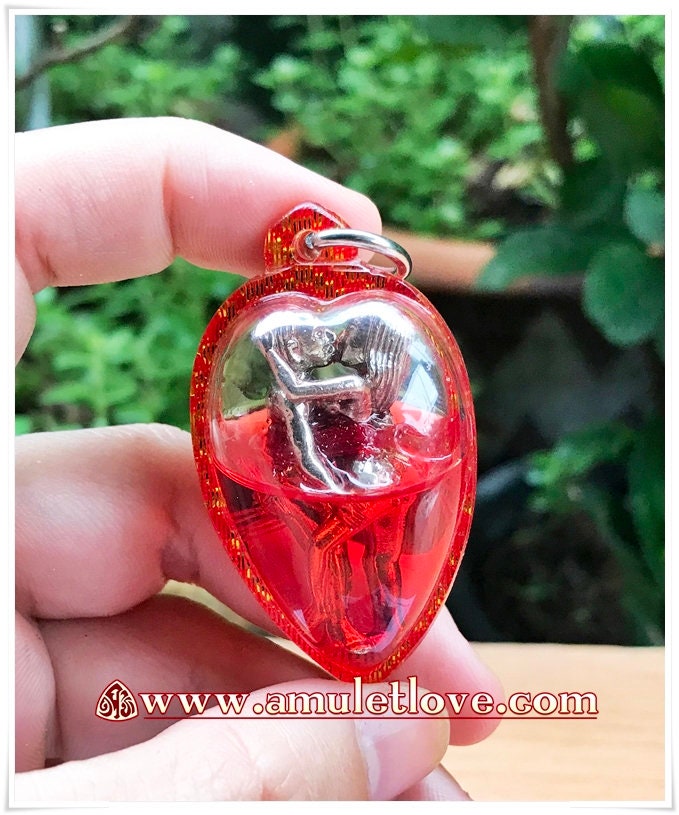 Lucky in Lover Magic Pendant Inn Koo Thai Amulet Charm talisman for Attraction Attract a lover Attract money Attract business Make your lover come to you Controlling and commanding build rapport quickly and easily By Luang phu Nen keaw