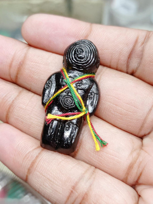 Hun Pa yon Thai amulet Extremely magic powerful to make of riches and wealth good luck Increase prosperity fortune and wealth and Protection