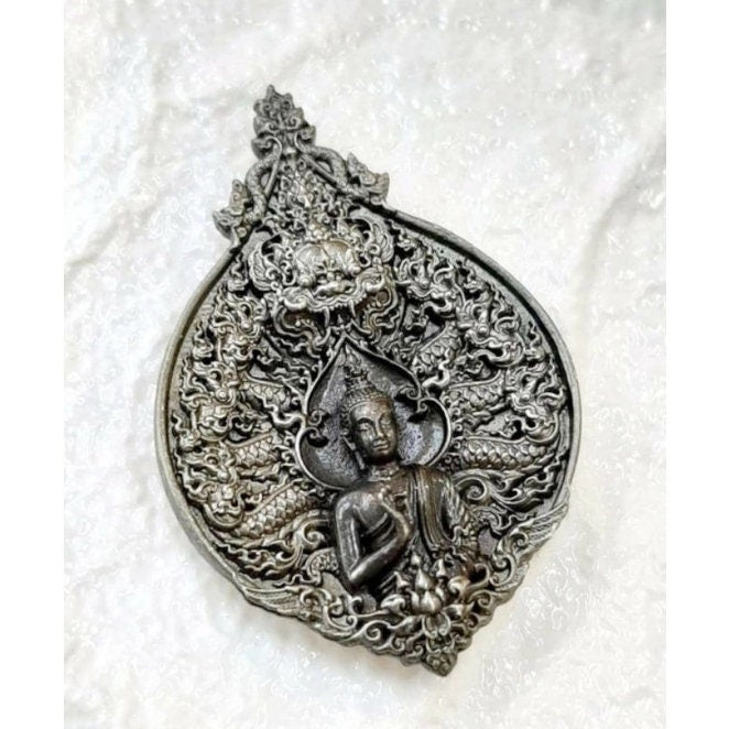 Mucalinda Amulet Pendent (Medal of Phra Wimutchalin Nakharat)