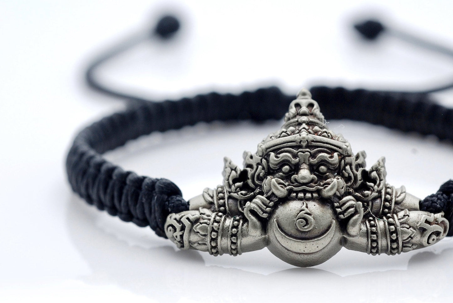 Lucky Bracelet Phra Rahu The god of fate Powerful amulets for Riches Luck fortune wealth Health Love and Happiness.