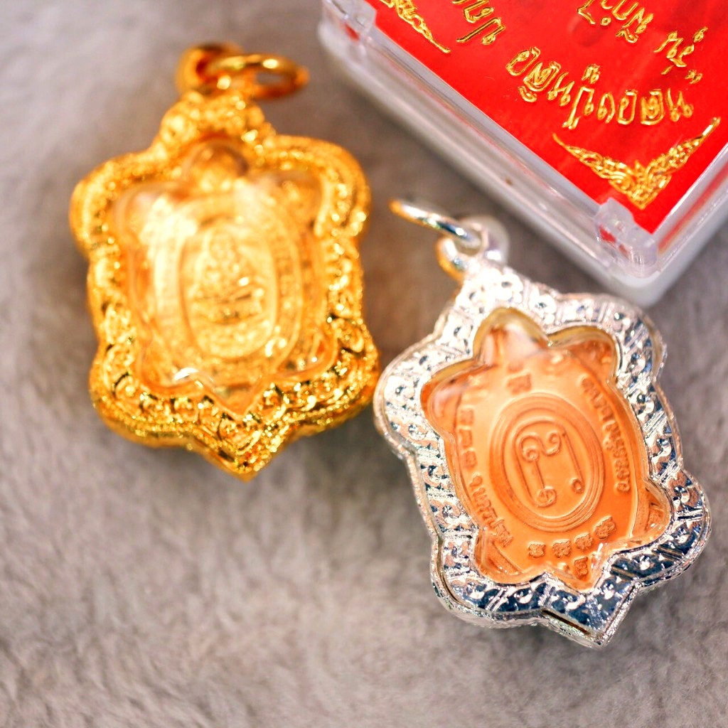 Lord Turtle Amulet (Phaya Tao Ruen) Powerful Amulet for Luck   A divinely empowered Lord Turtle Magic Pendent,