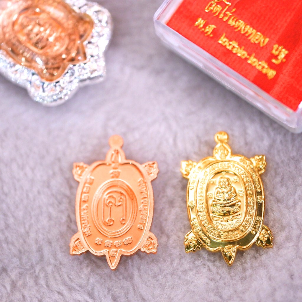 Lord Turtle Amulet (Phaya Tao Ruen) Powerful Amulet for Luck   A divinely empowered Lord Turtle Magic Pendent,