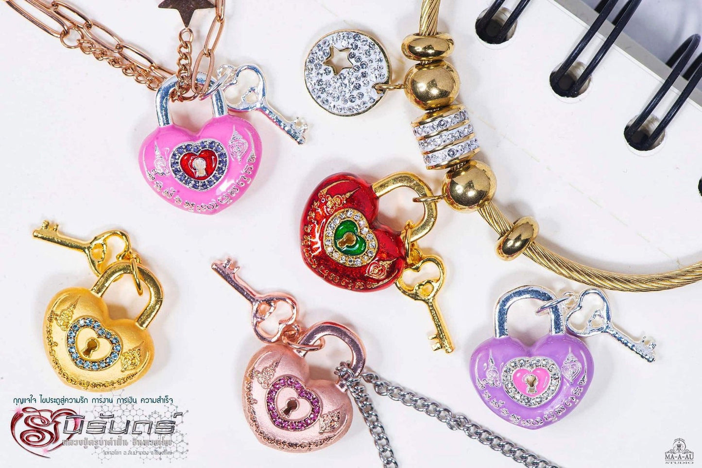 Magic Pendant The heart gem Attract a lover Attract money Attract Kruba Khamfan Inthawanno, Wat Ko Chok